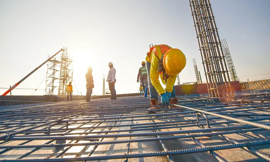 Losa de concreto en patio en Llamarada
